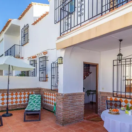 Beautiful In With 3 Bedrooms, Wifi And Outdoor Swimming Pool * Nerja