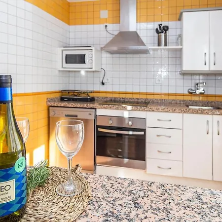 Beautiful In With 3 Bedrooms, Wifi And Outdoor Swimming Pool * Nerja